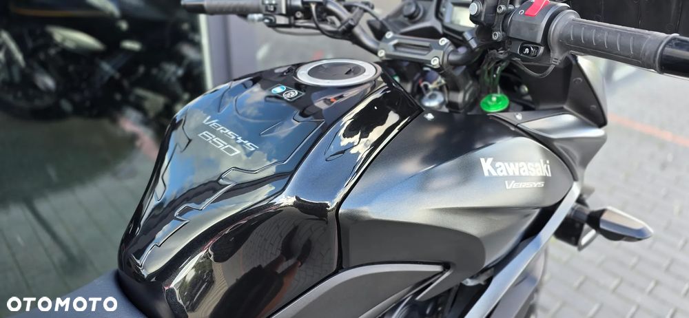 Kawasaki Versys 650 - 13