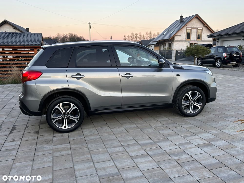 Suzuki Vitara 1.6 Comfort 2WD - 20