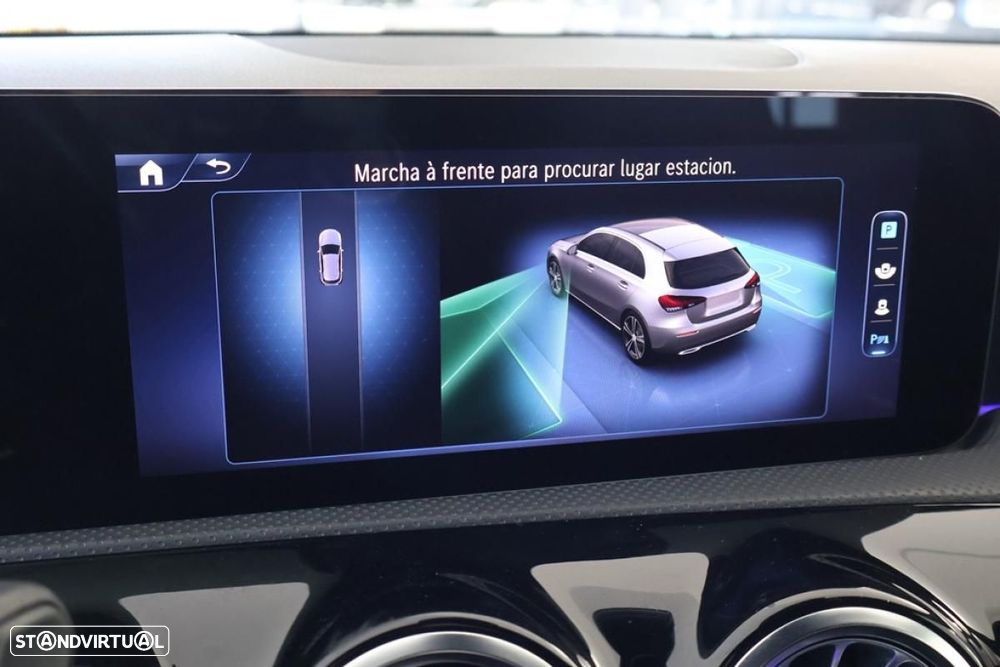 Mercedes-Benz A 200 d AMG Line Aut. - 32