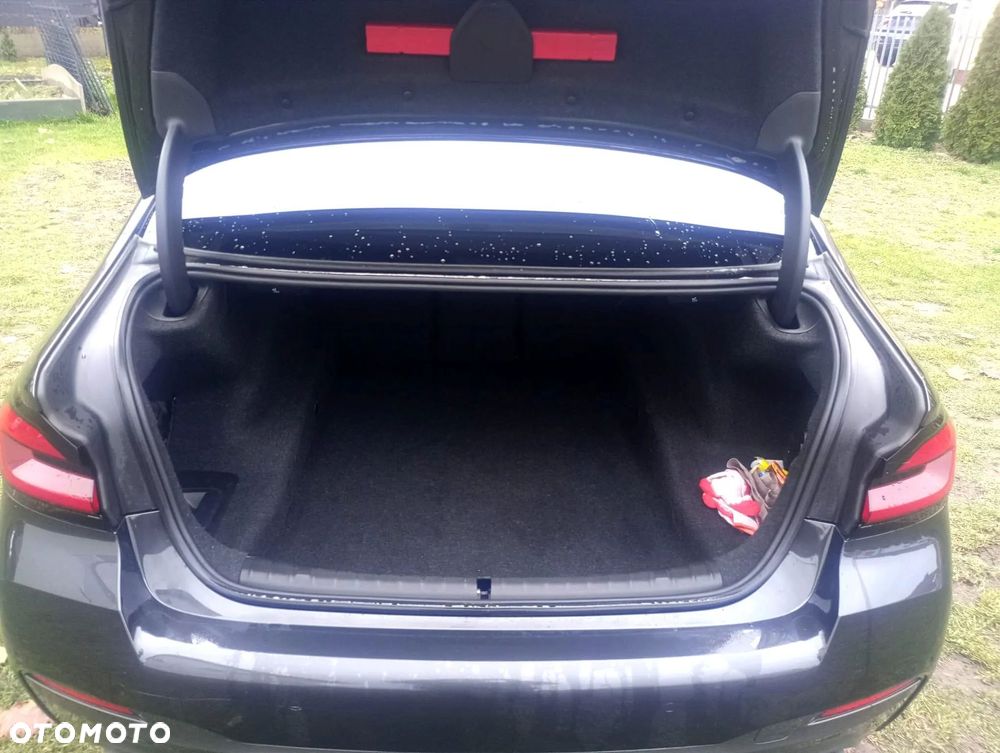 BMW Seria 5 520d xDrive - 8