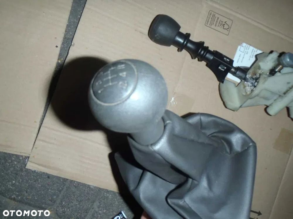 mieszek ramka lewarka zmiany biegów fiat doblo I lift 01-09r jak nowy - 1