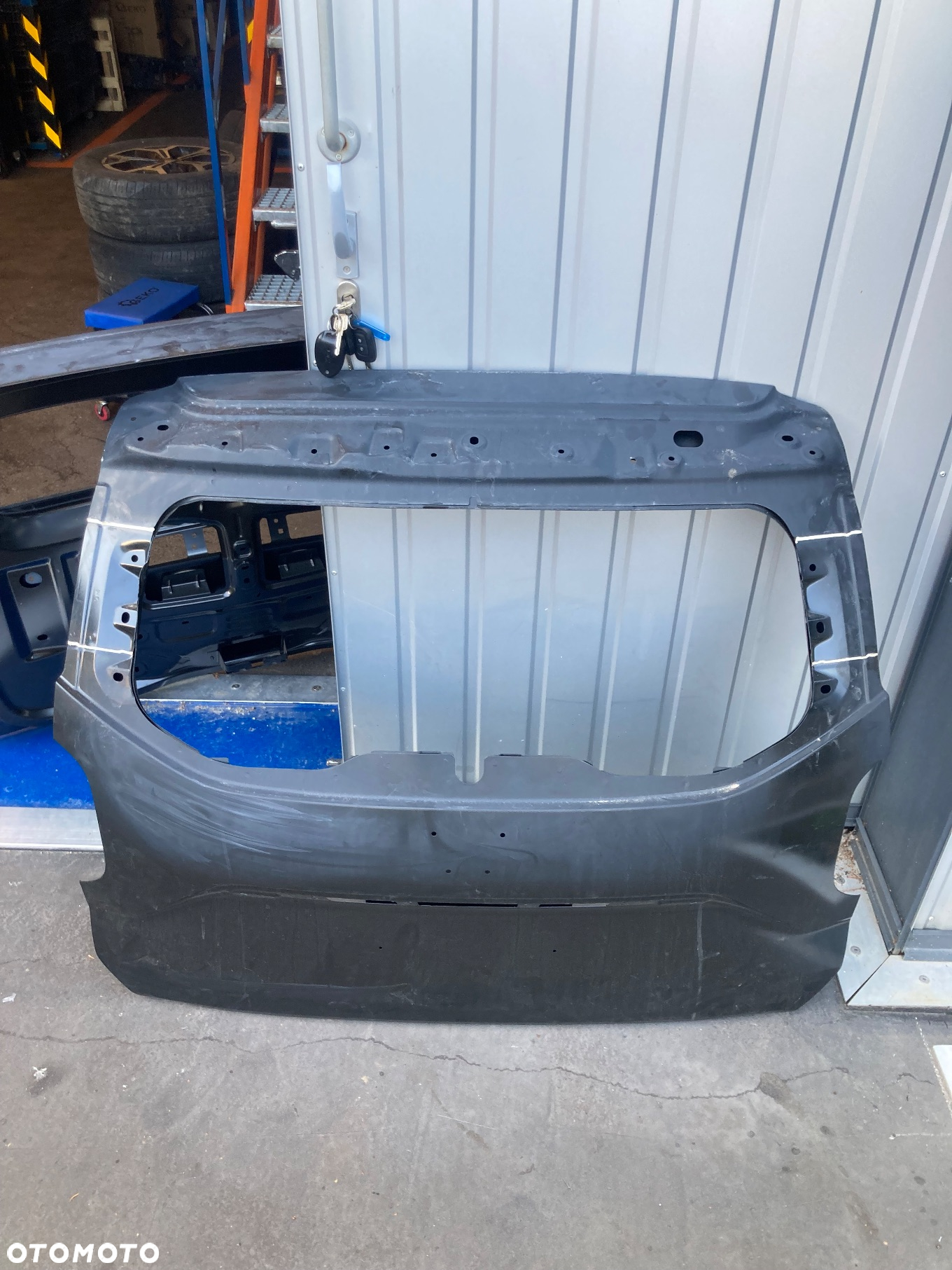DACIA DUSTER II 2 lift 22r-> Nowa oryginalna KLAPA TYLNA TYŁ BAGAŻNIKA pokrywa NOWA ORYGINAŁ Wwa - 5