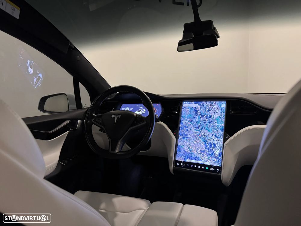Tesla Model X 100 kWh Long Range AWD - 33