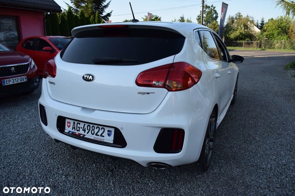 Kia Ceed - 5