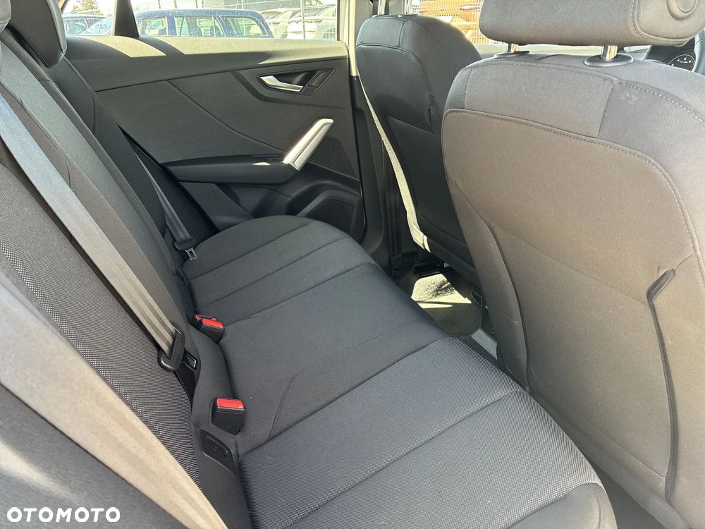 Audi Q2 30 TFSI - 14