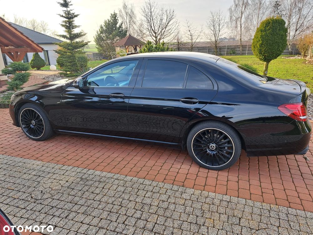Mercedes-Benz Klasa E 200 d - 5