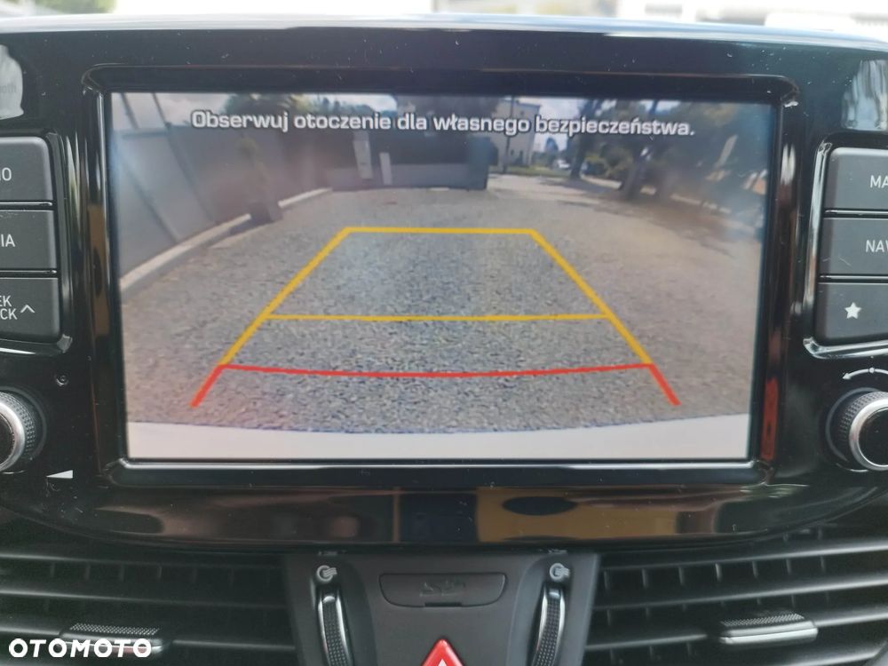 Hyundai i30 1.4 Trend - 17