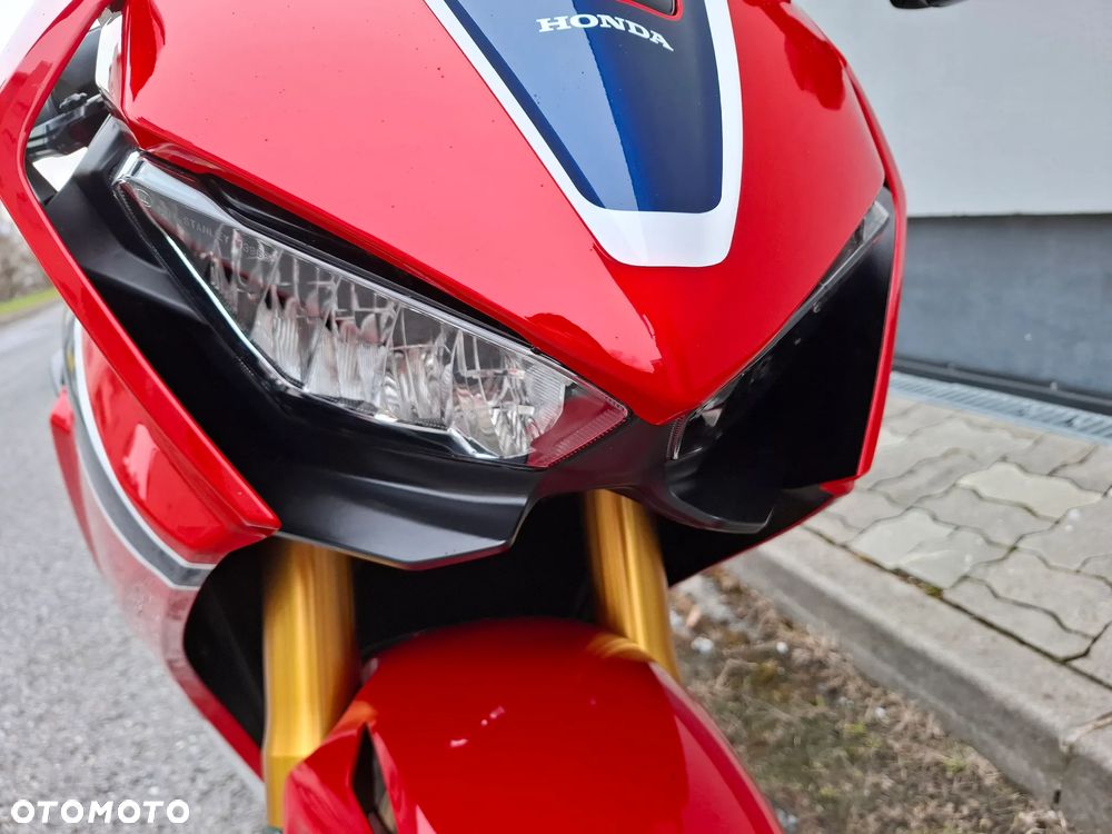 Honda CBR - 22