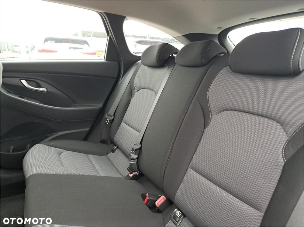 Hyundai i30 - 16