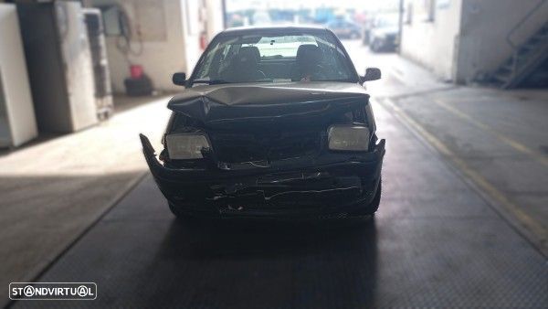 Para Peças Volkswagen Polo (6N) - 2