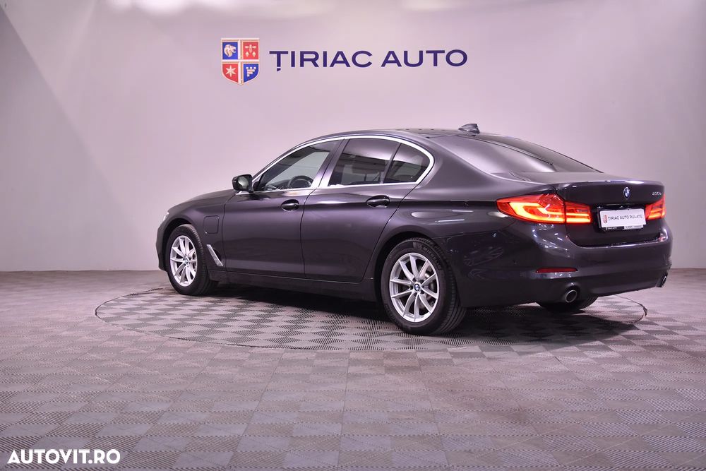 BMW Seria 5 530e AT PHEV - 3
