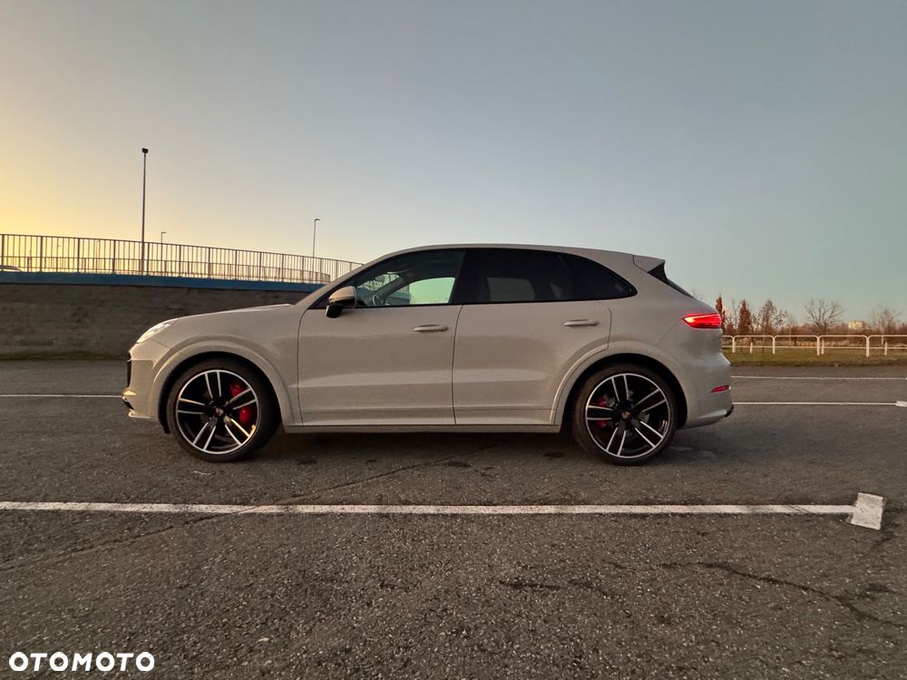 Porsche Cayenne GTS Tiptronic S - 22