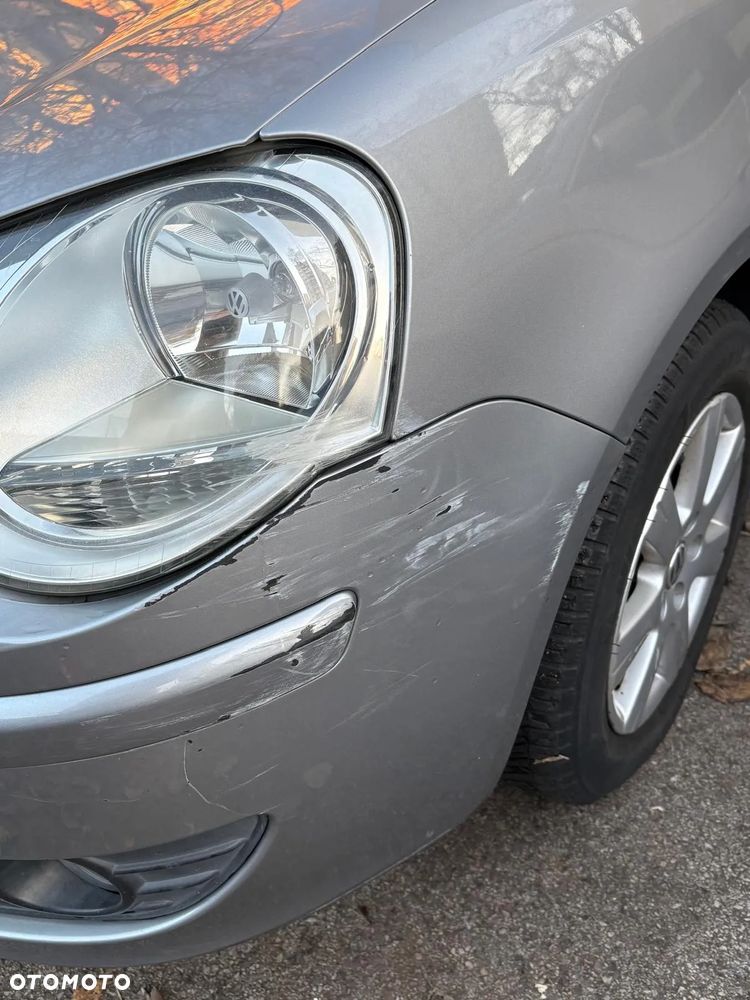 Volkswagen Polo 1.4 16V Trendline - 19