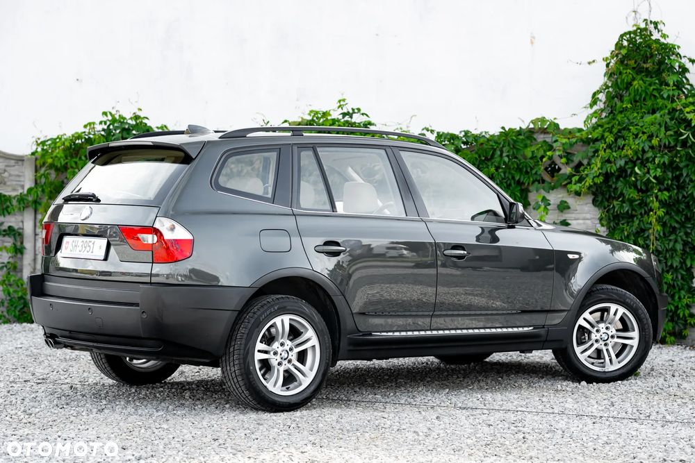 BMW X3 3.0i - 16