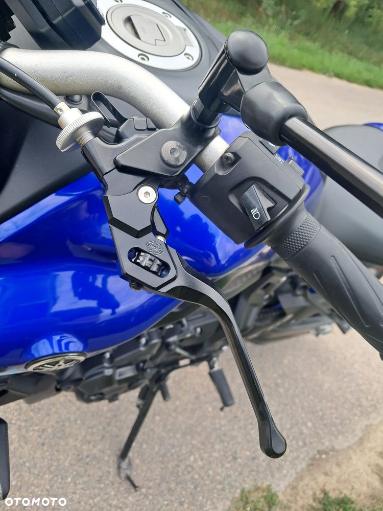 Yamaha MT - 6