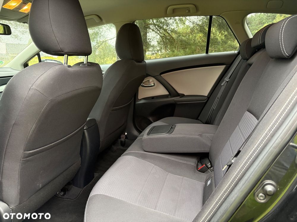Toyota Avensis Touring Sports 2.0 D-4D Edition S+ - 21