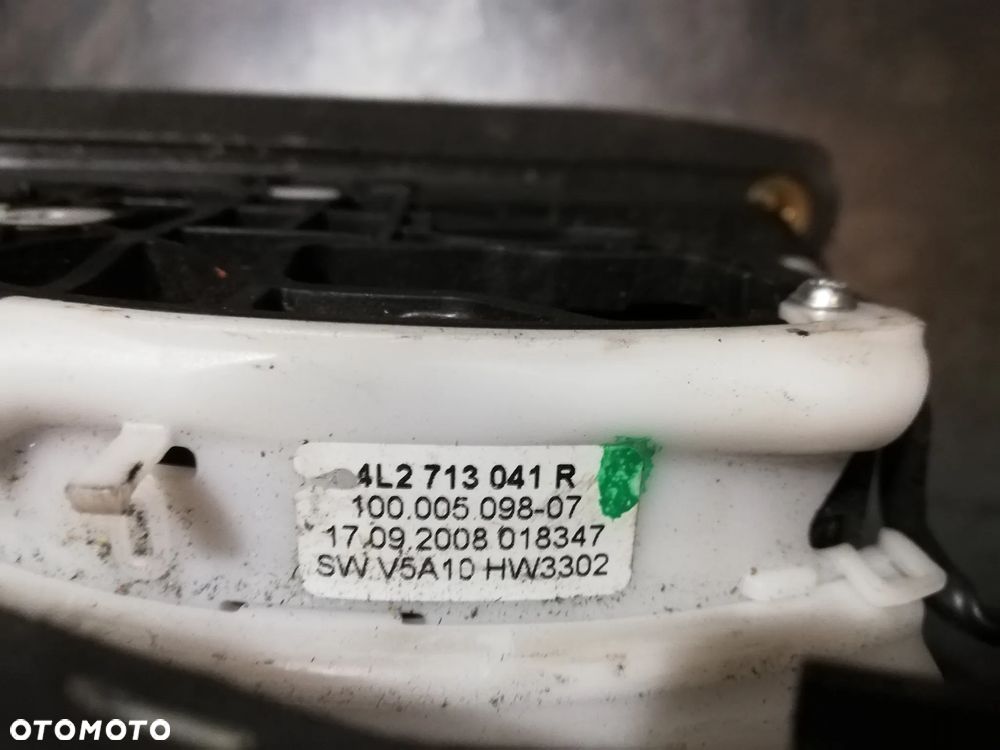 AUDI Q7 4L LEWAREK ZMIANY BIEGÓW AUTOMAT 4L2713041R - 2