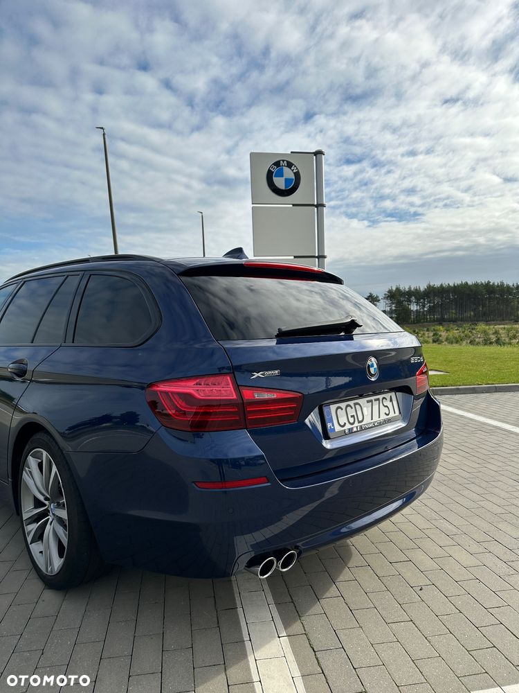 BMW Seria 5 530d xDrive Touring Sport-Aut - 8