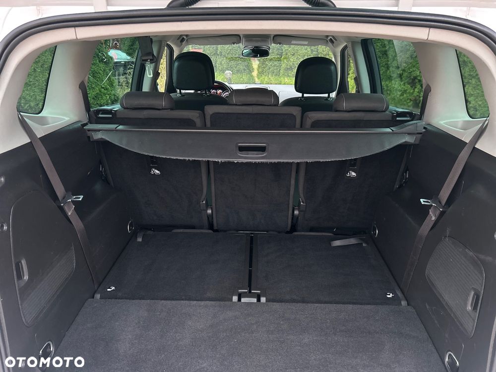 Opel Zafira - 23