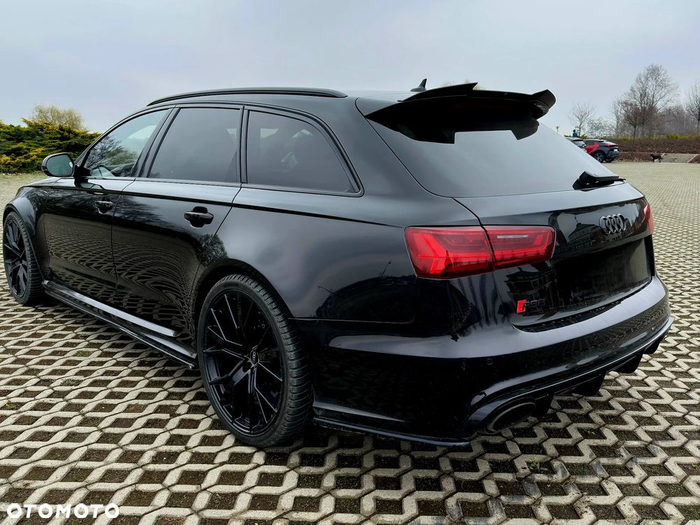 Audi RS6 Avant - 7