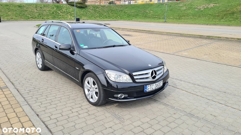 Mercedes-Benz Klasa C 180 CGI Automatik BlueEFFICIENCY Avantgarde - 2