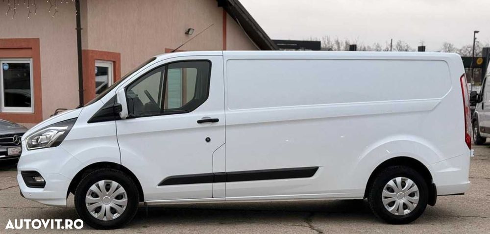 Ford TRANSIT CUSTOM - 4