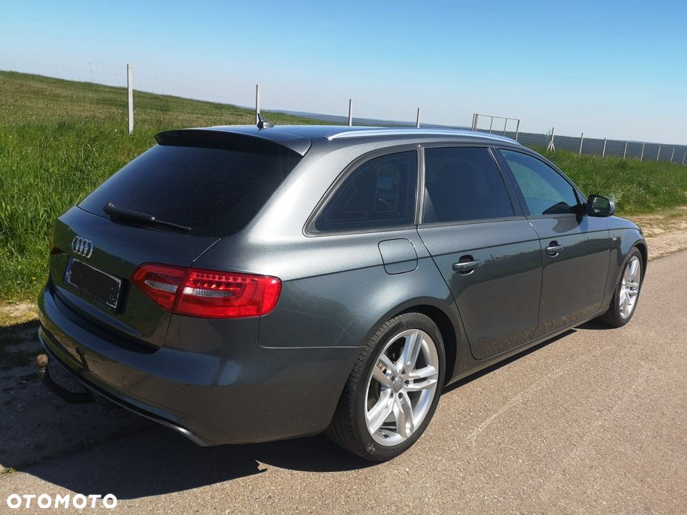 Audi A4 Avant 2.0 TDI Quattro S tronic - 7