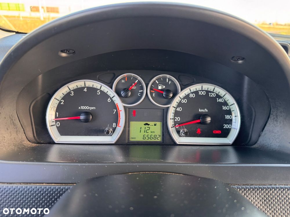 Chevrolet Aveo 1.2 LS - 17