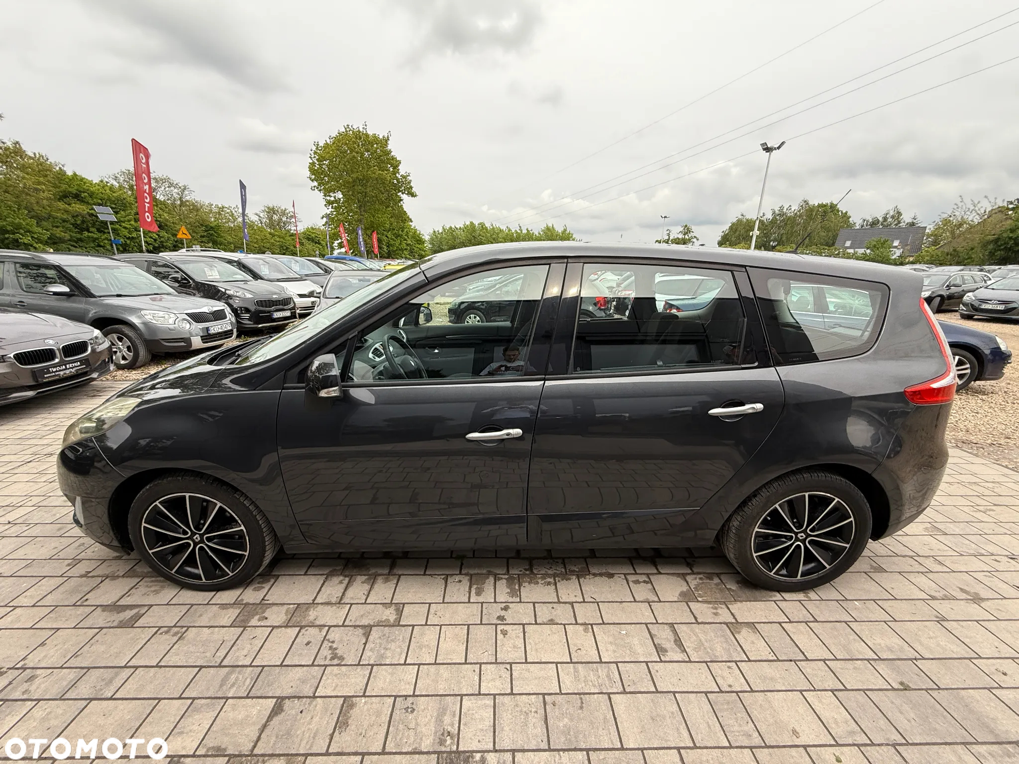Renault Grand Scenic 2.0 16V Privilege - 15