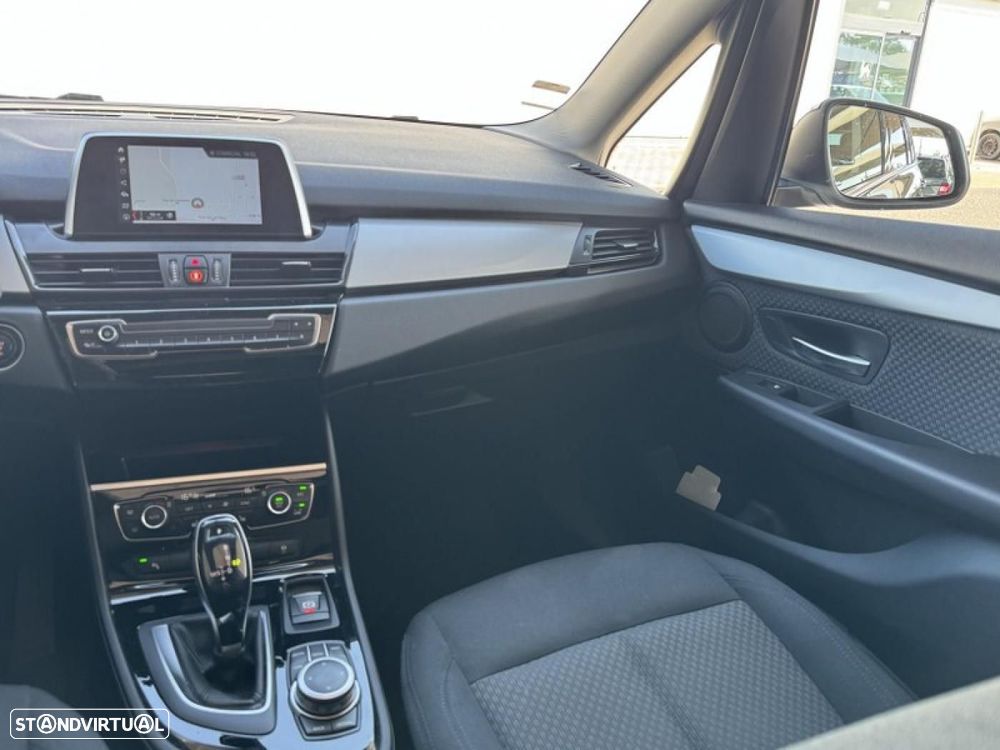 BMW 216 Gran Tourer d 7L Line Sport Auto - 24