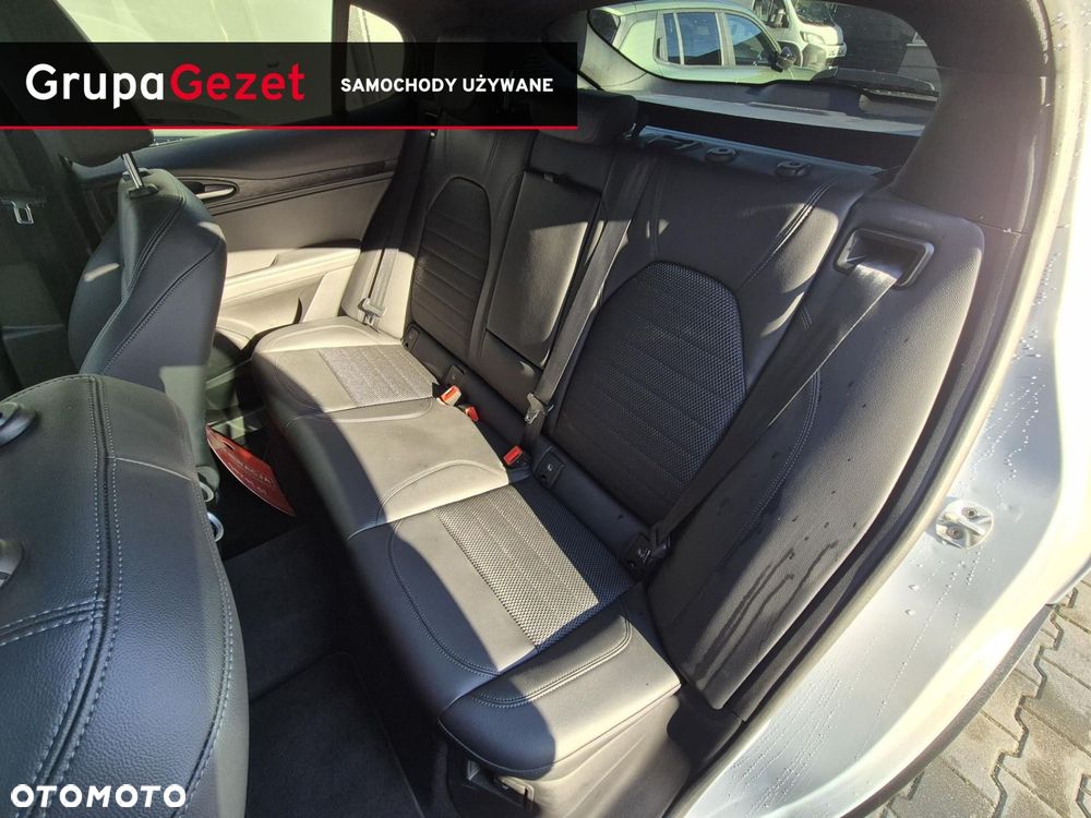 Alfa Romeo Stelvio - 19