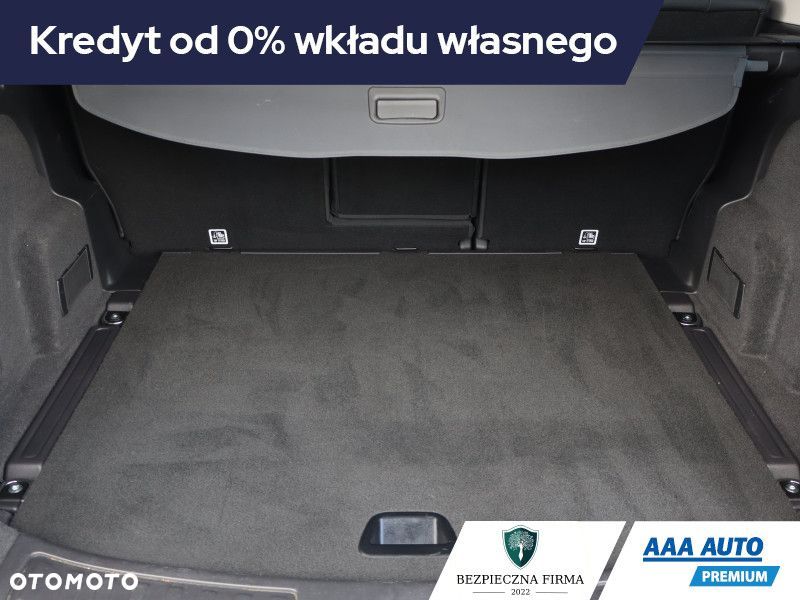 Land Rover Discovery Sport - 14