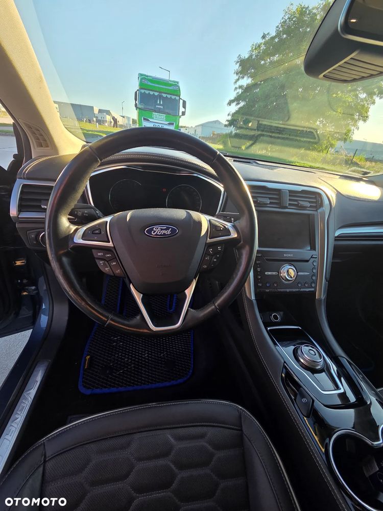 Ford Mondeo 2.0 EcoBlue Vignale - 11