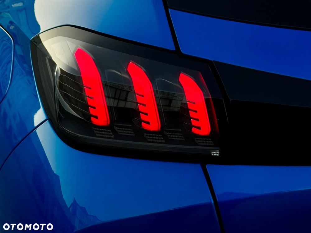 Peugeot 208 PureTech 100 GT Pack - 18