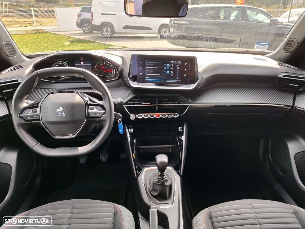 Peugeot 2008 1.2 PureTech Active Pack - 8