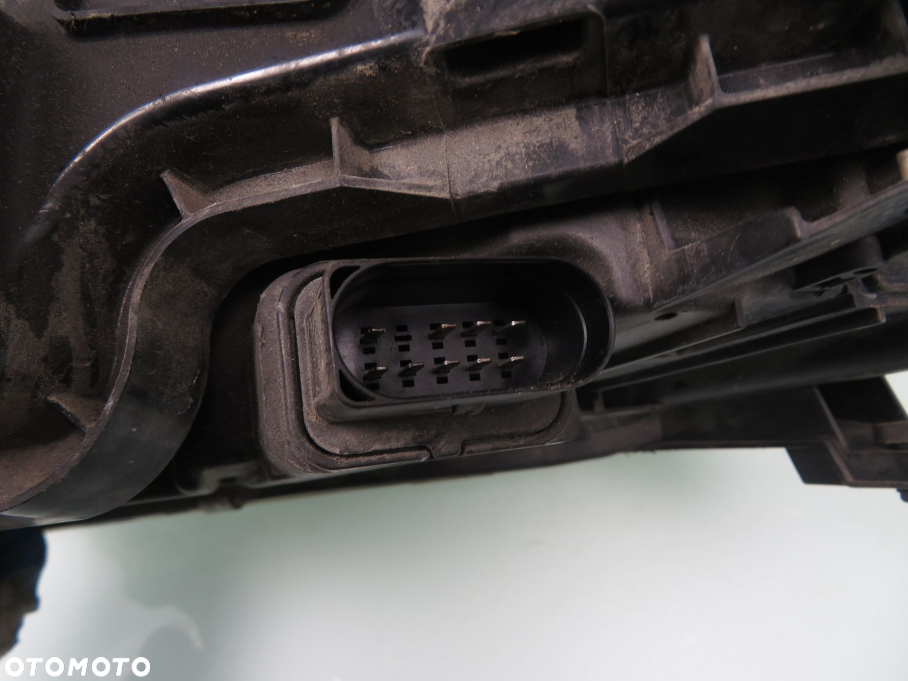 LAMPA PRAWA PRZEDNIA AUDI A6 C5 14846600 - 3