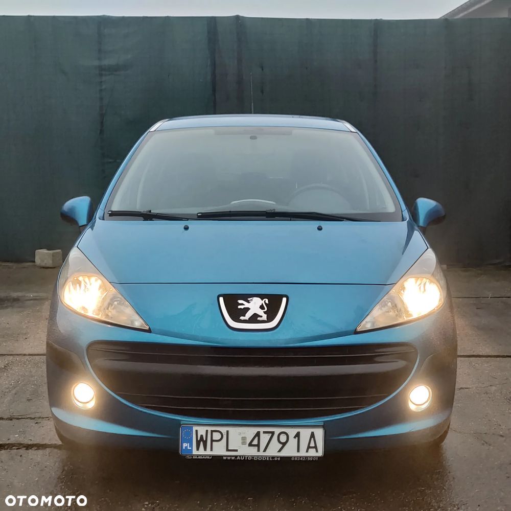 Peugeot 207 - 6