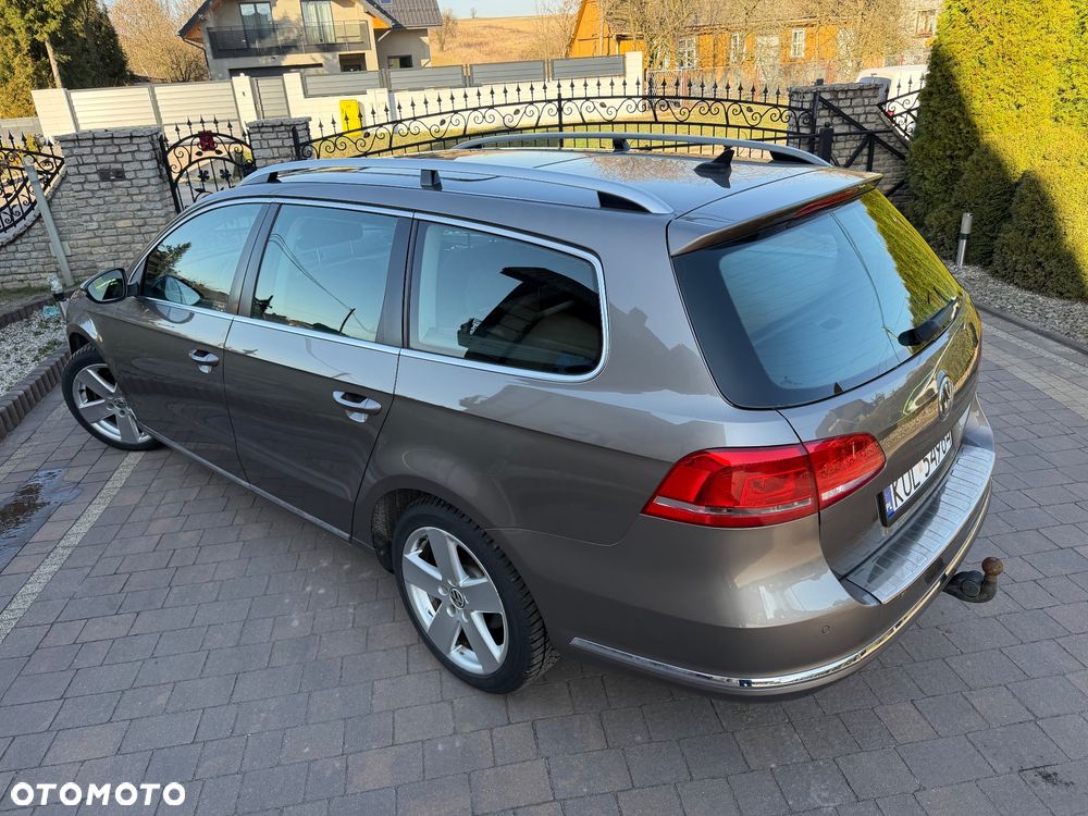Volkswagen Passat 2.0 Blue TDI SCR Trendline - 4