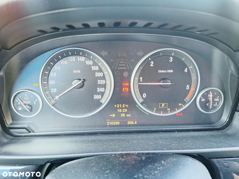 BMW Seria 5 520d - 22