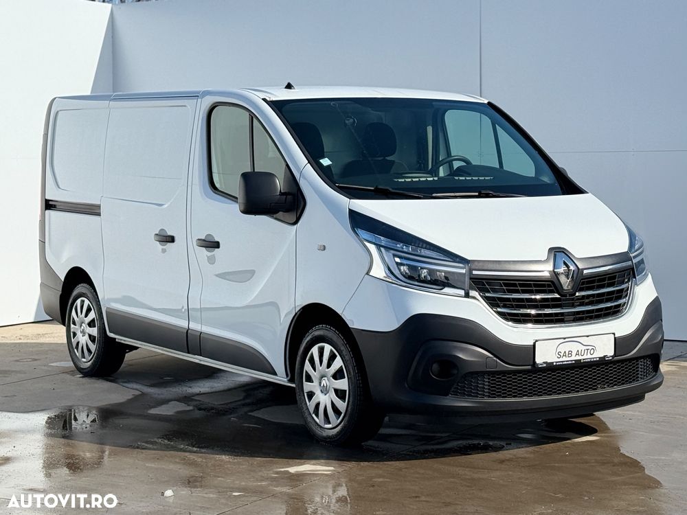 Renault Trafic Grand Combi Life - 4