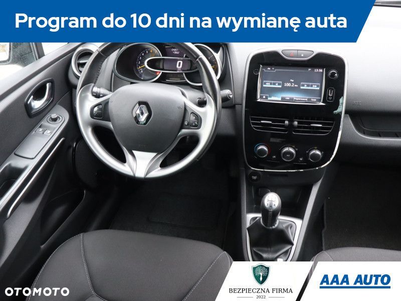 Renault Clio - 9