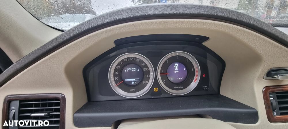 Volvo XC 70 D3 AWD Momentum - 10