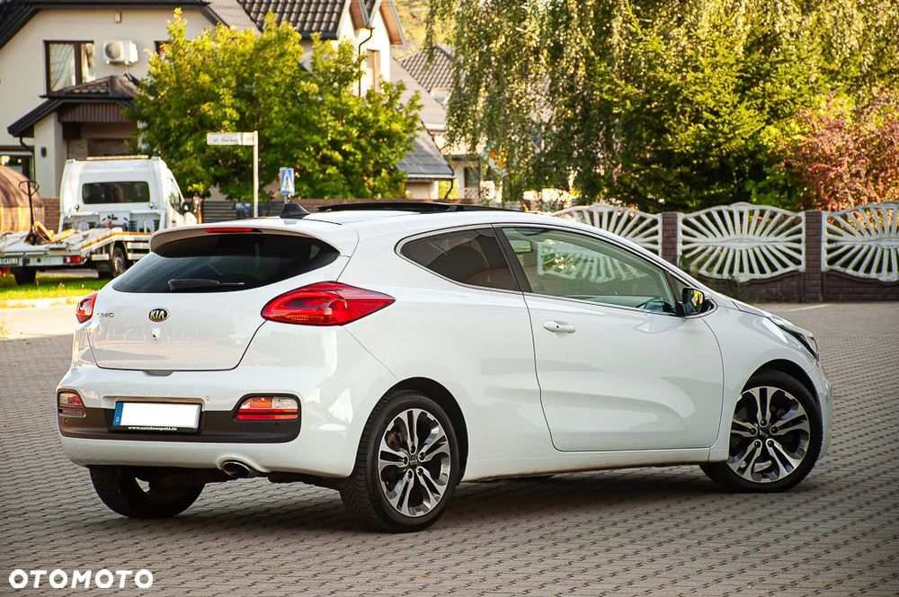 Kia ProCeed 1.6 GDI DCT Spirit - 18