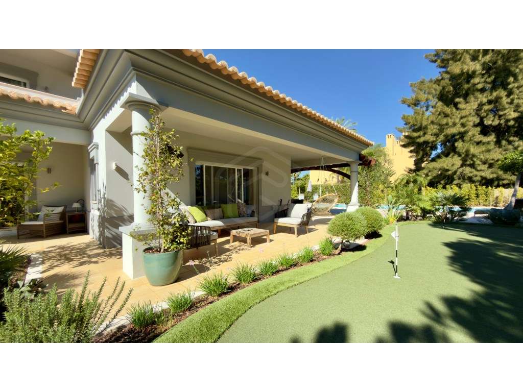 Exclusiva Moradia T4 de Luxo na Primeira Linha do Campo de Golfe na... - Grande imagem: 5/60