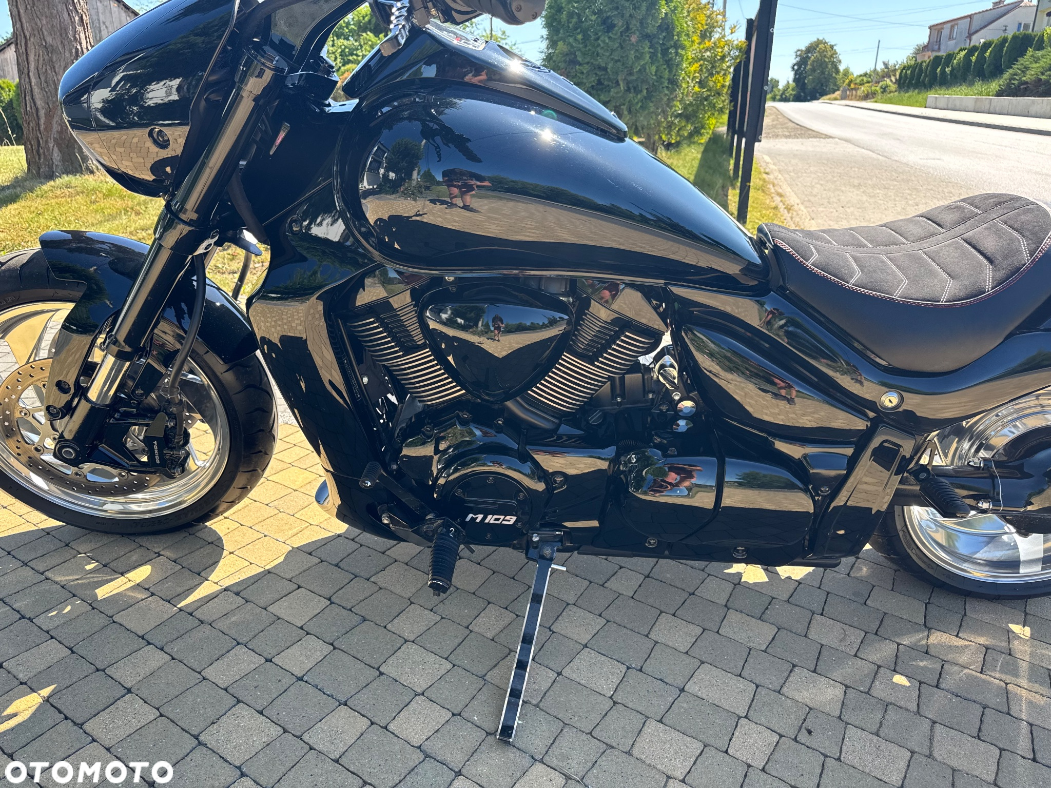 Suzuki Boulevard - 19
