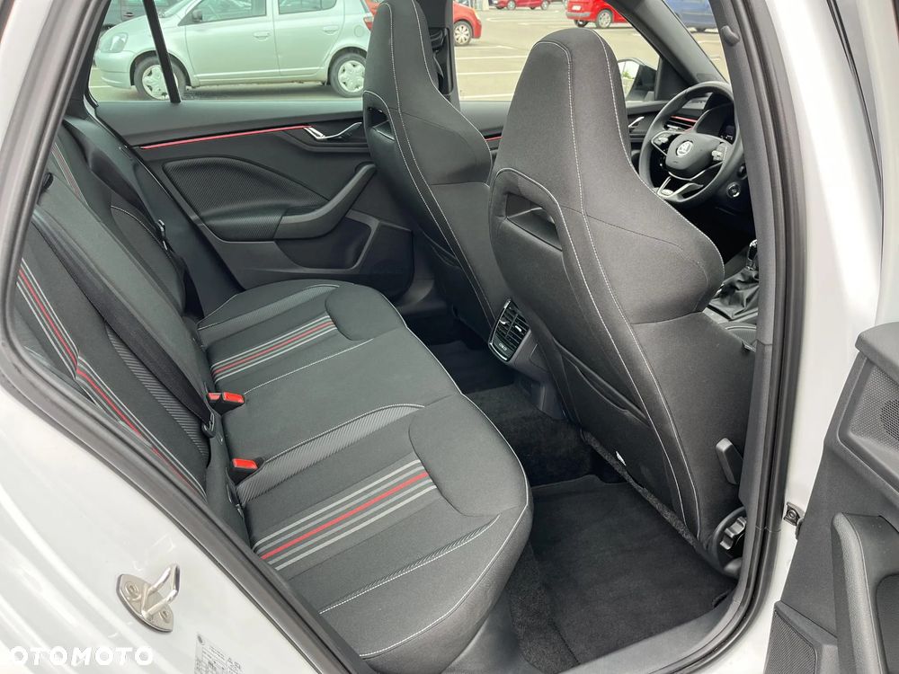 Skoda Kamiq 1.5 TSI Monte Carlo DSG - 18