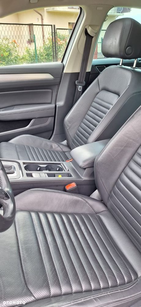 Volkswagen Passat 1.8 TSI BMT Highline DSG - 12