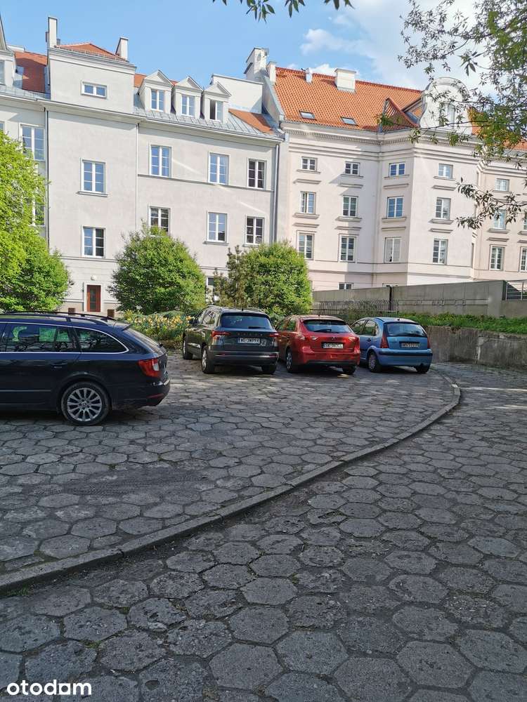 Piękny wyposażony apartament w dobrym standardzie, cisza, metro, park