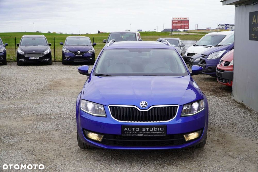 Skoda Octavia 2.0 TDI DSG Style - 33