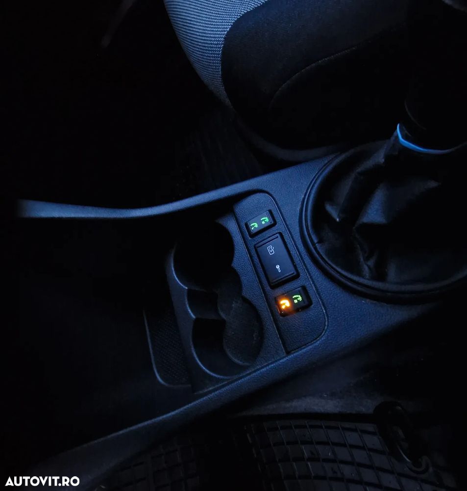 Skoda Fabia 1.6 TDI DPF FAMILY - 19